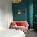 Appartement Calme Au Centre De *