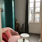 Calme Au Centre De Appartement Bordeaux