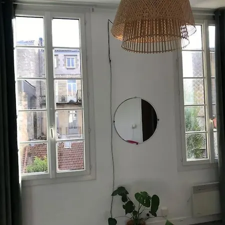 Calme Au Centre De Apartment