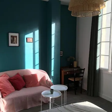 Apartment Calme Au Centre De