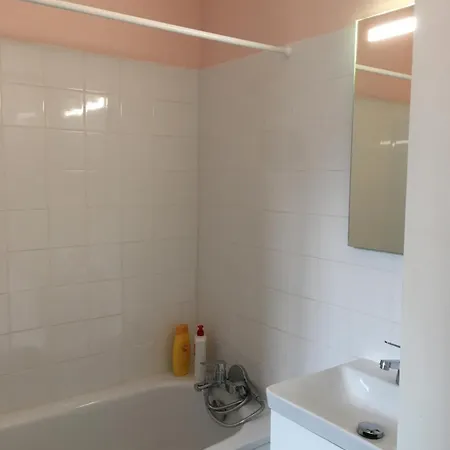 Calme Au Centre De Apartman *