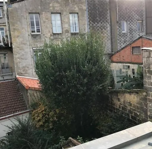 Calme Au Centre De Apartment Bordeaux