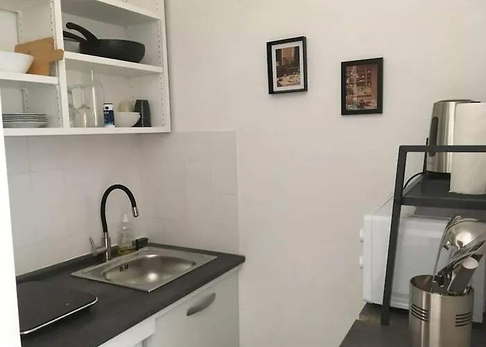 Calme Au Centre De * Bordeaux