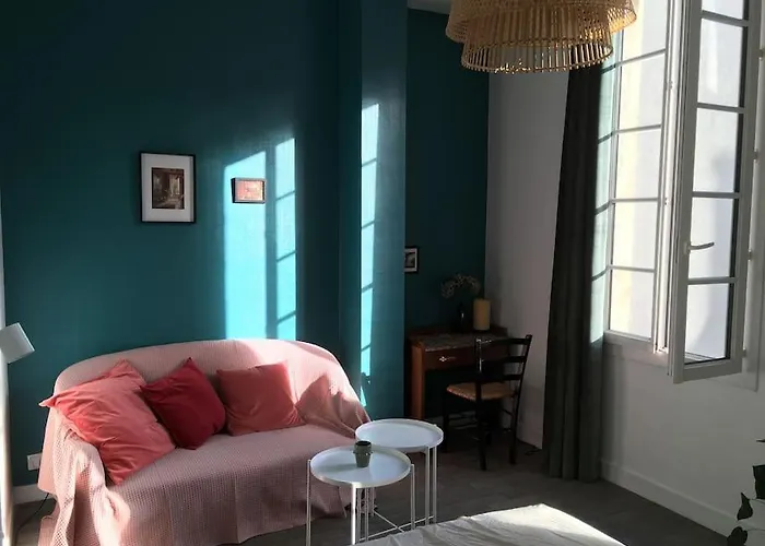 Apartament Calme Au Centre De